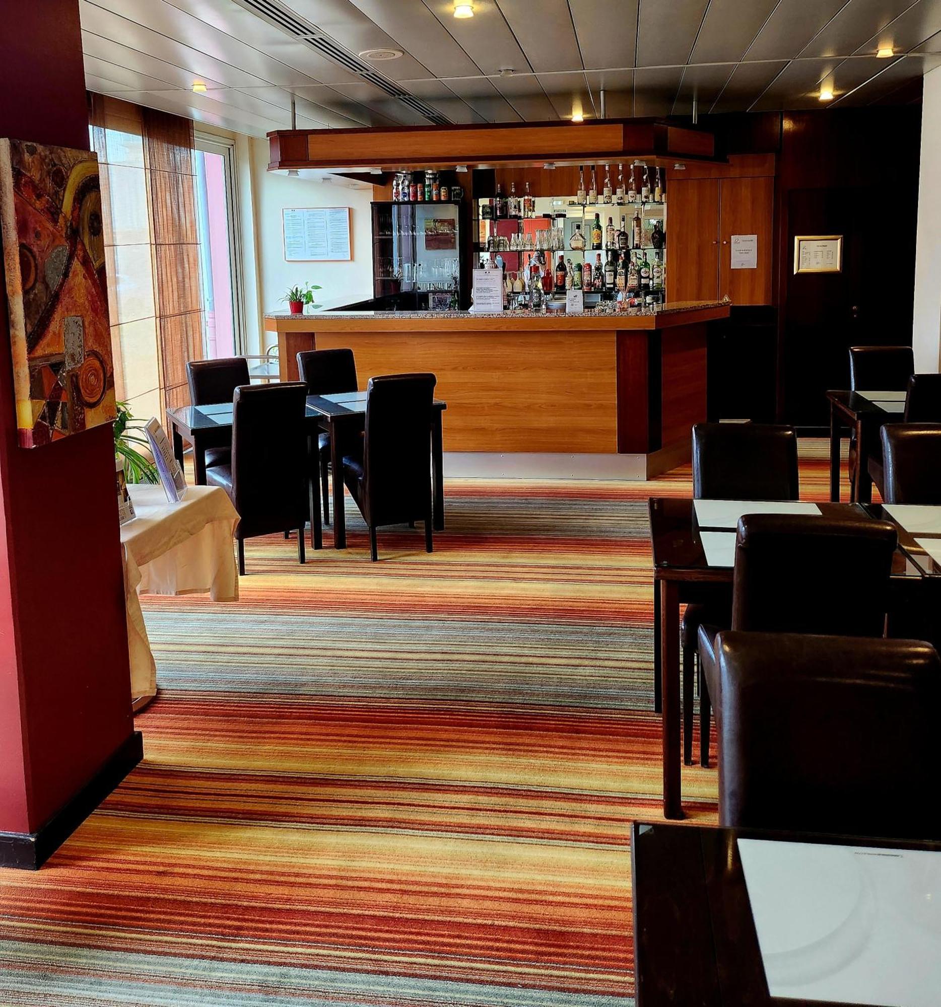 The Originals City, Hotel Le Forum, Strasbourg Nord Schiltigheim Exterior foto